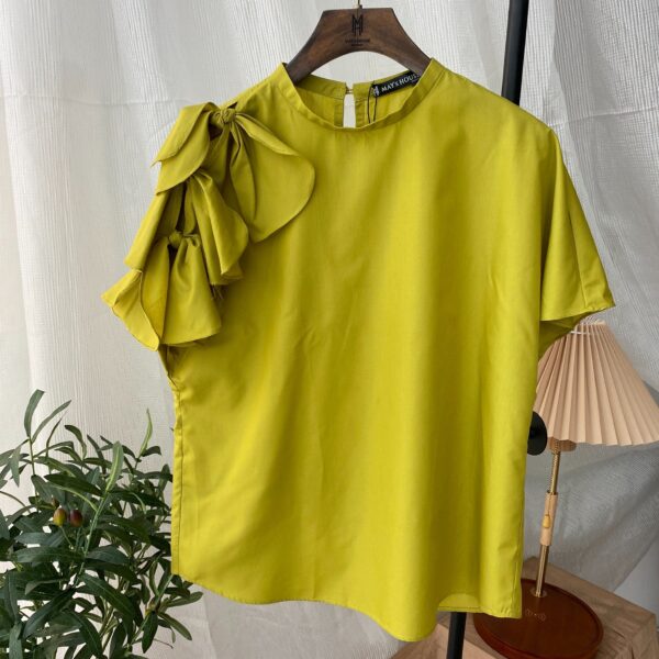 Áo sơ mi kiểu tay bèo